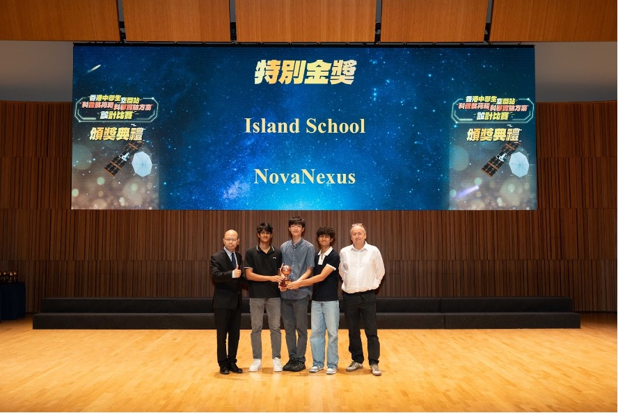 Public Photos / Files - Picture 1